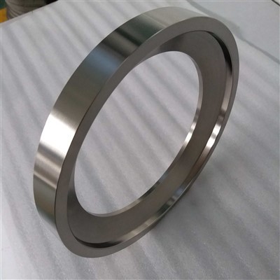 Titanring der Güteklasse 5